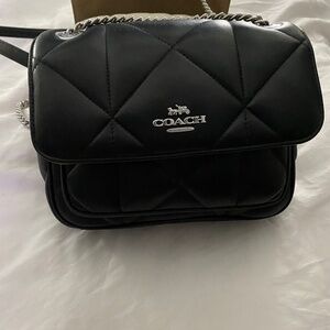 Coach Klare Crossbody 25 With Puffy Diamond Quilting